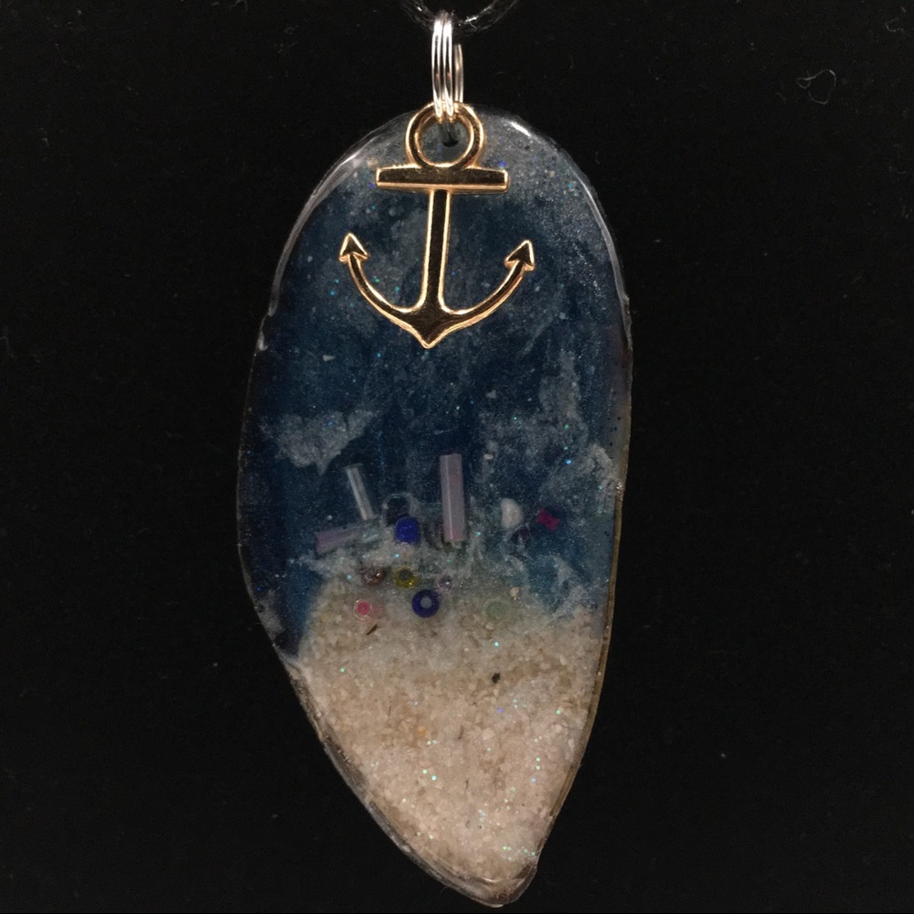 Handmade Shell Necklace - Picture 8 of 11
